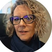 Portrait de Cécile FAURE, Responsable relations apprenants & entreprises à l'IFPA Poitiers
