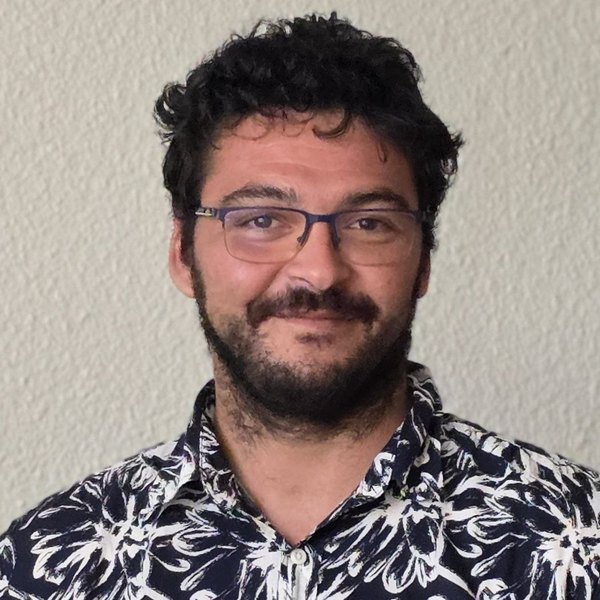Portrait de Guillaume PAYET, Formateur référent TSSR — Supports, LMS &amp; Back AI à l'IFPA Poitiers